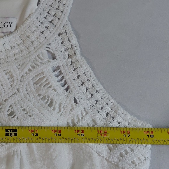 Luxology Halter Neck Crocheted Lace Tiered Lined Sz Small S Resort Cruise Dress - Picture 6 of 12